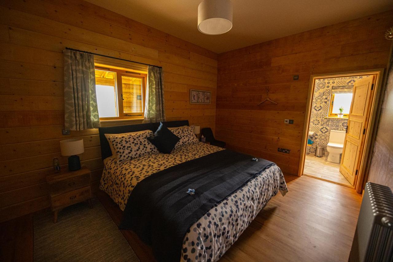 Luxury Log Cabin With A Hot Tub Stone  المظهر الخارجي الصورة